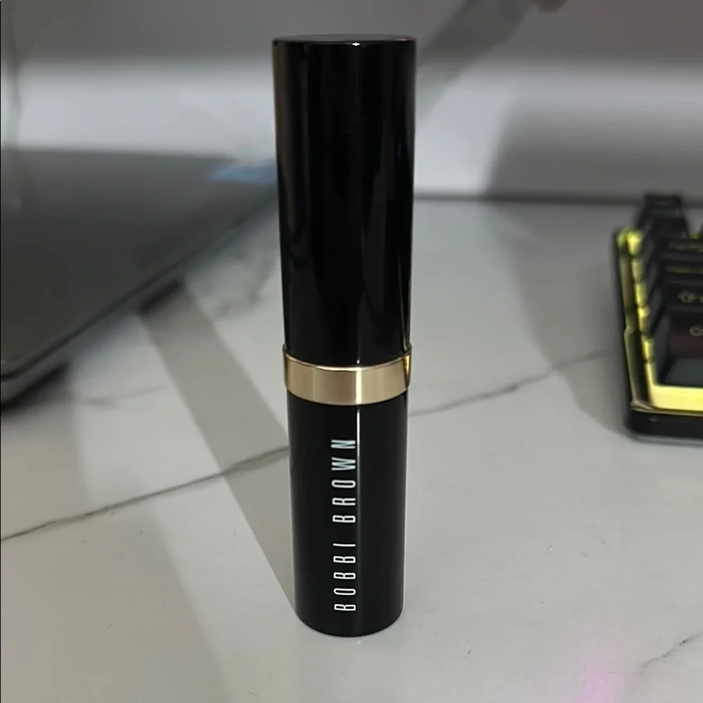 Bobbi Brown C-096 Cool Walnut Skin Foundation Stick .31 oz
